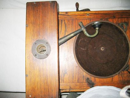 E.M.G WILSON HORN Gramophone